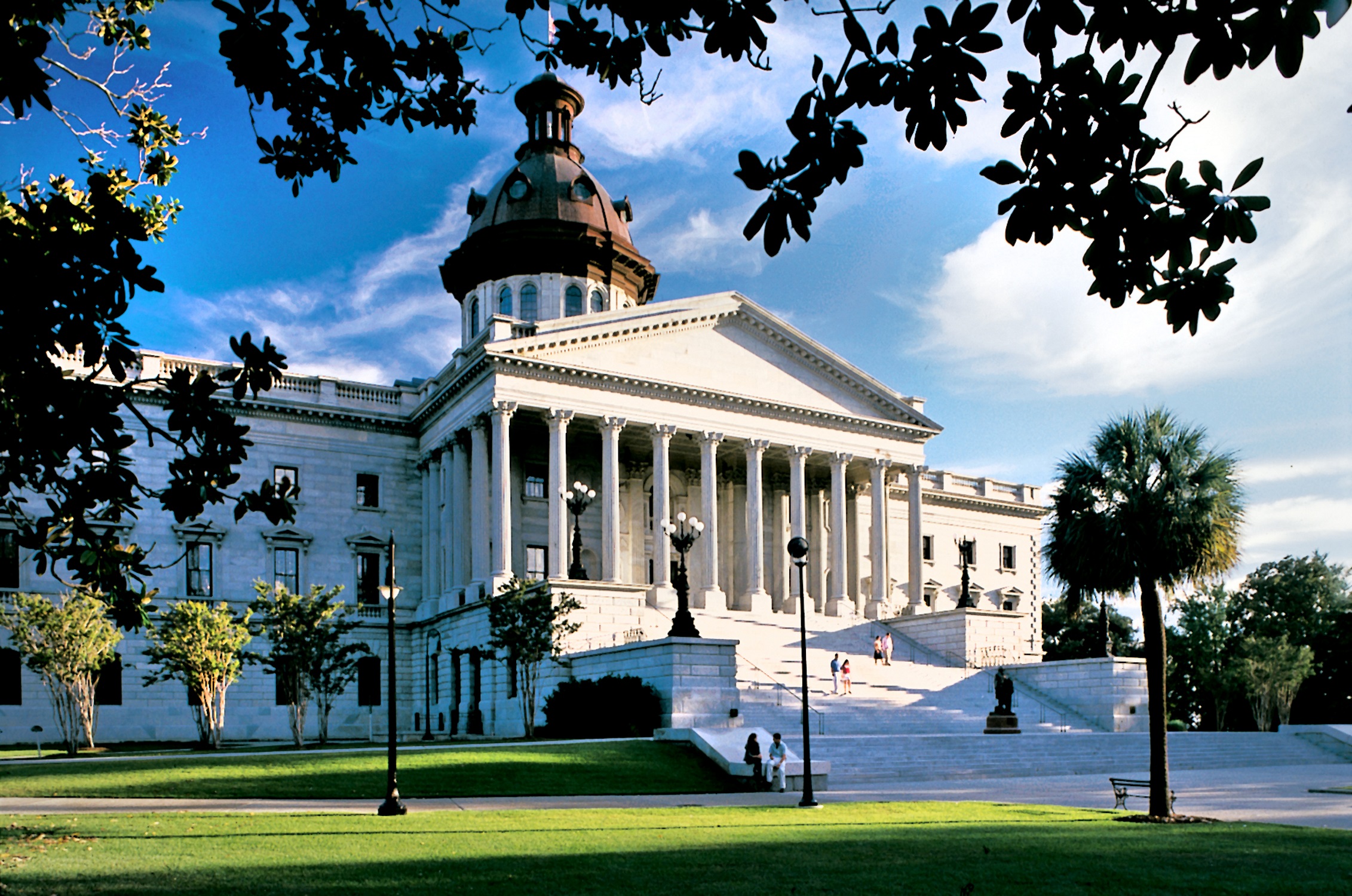 South-Carolina-State-House-in-Columbia-Capital-City-Lake-Murray